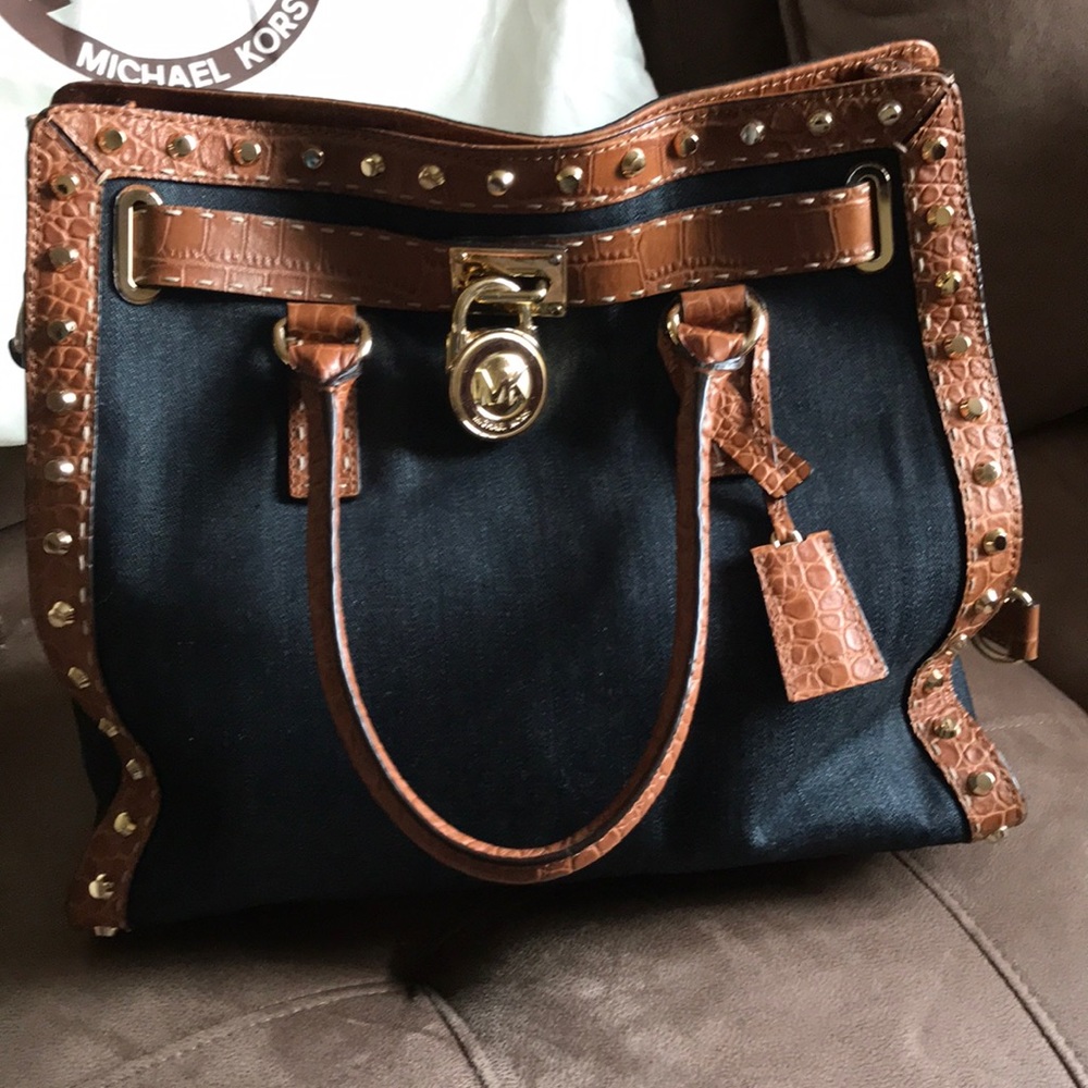 Michael Kors Hamliton Dark Denim Lg Bag LIKE NEW carried once.